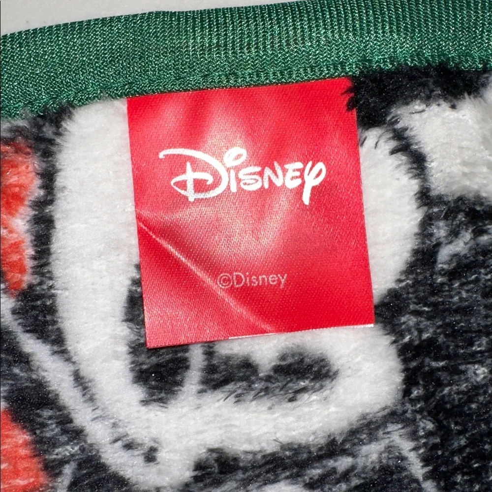 Disney Mickey and Minnie Festive Blanket - Gray, Red, and Green